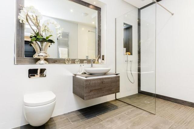 Alpesh Property In Harrow Apartment London