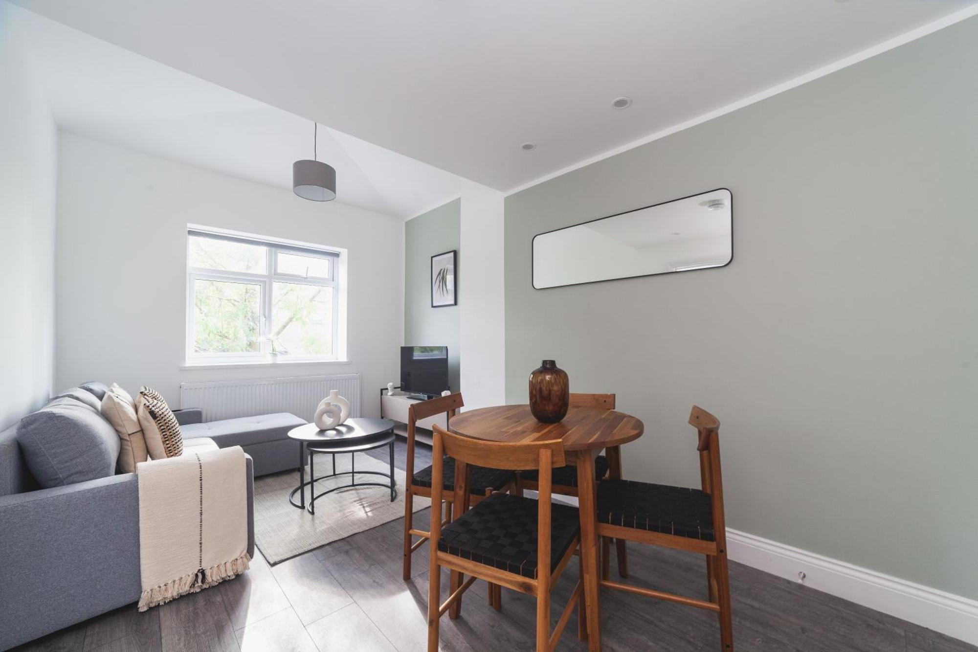 The Cricklewood Apartment