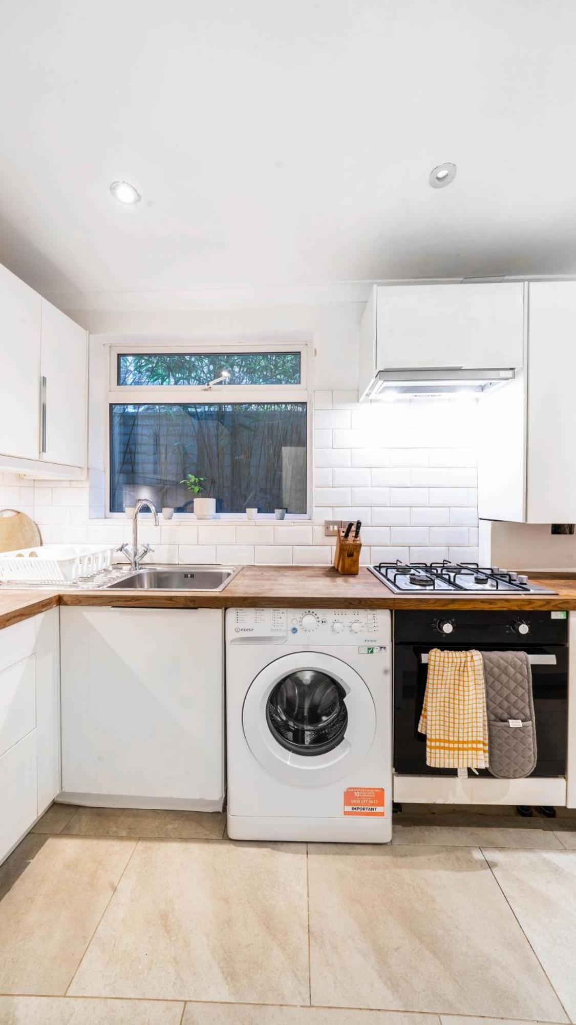Apartamento Spacious 2-bed Ground Floor Flat With Private Garden *