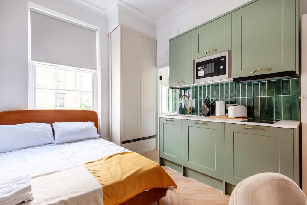 Luxurious Near Paddington St - 4