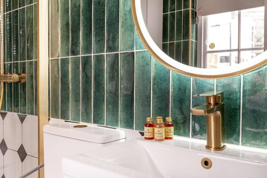 Luxurious Near Paddington St - 4 *
