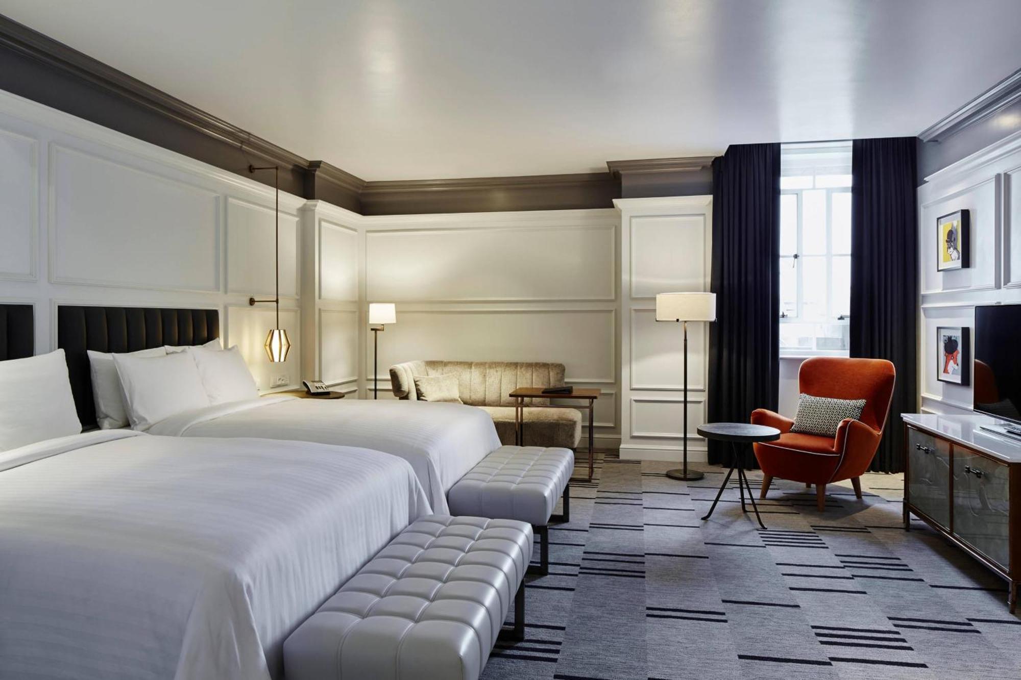 Marriott County Hall Hotel
