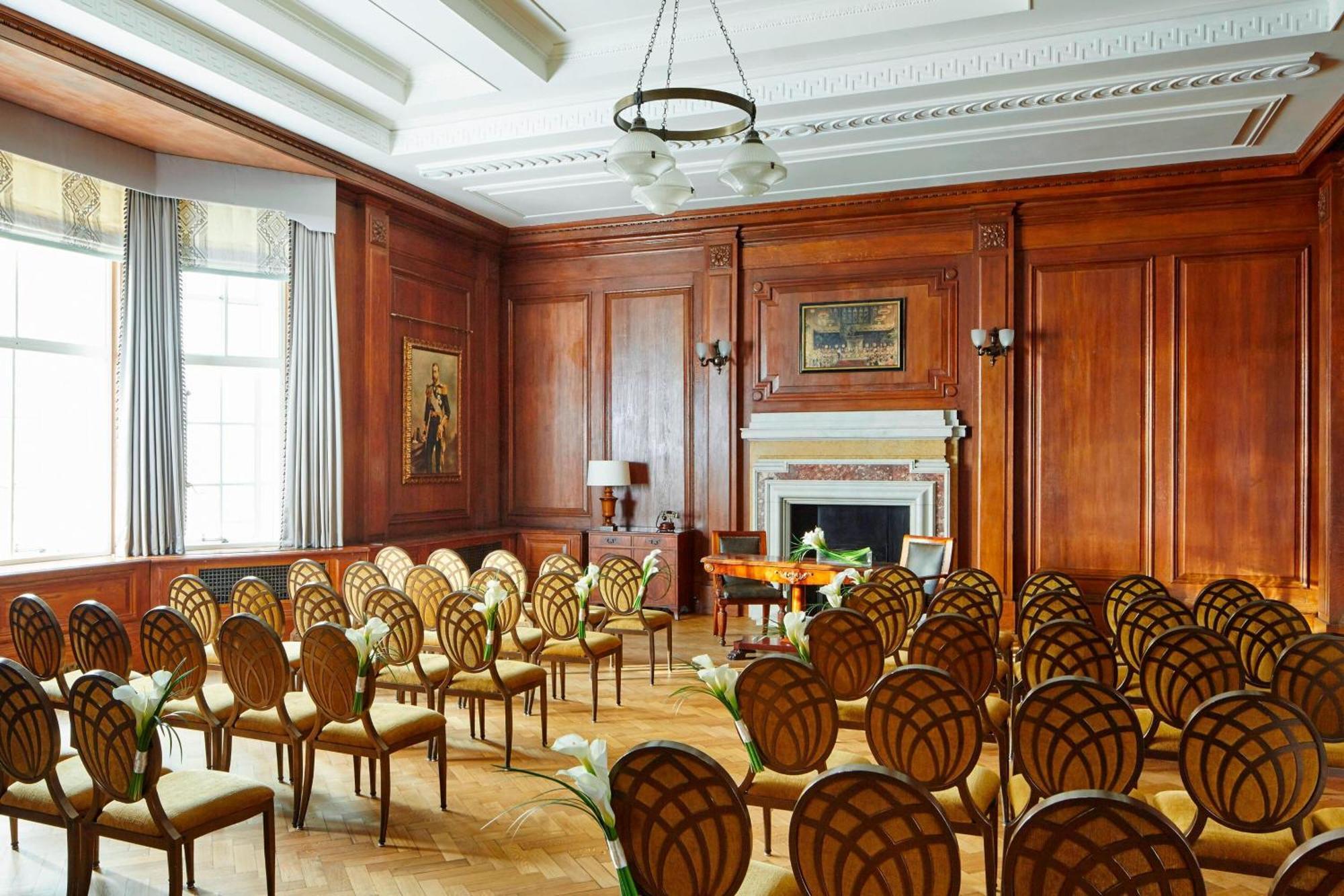 Marriott County Hall Hotel London