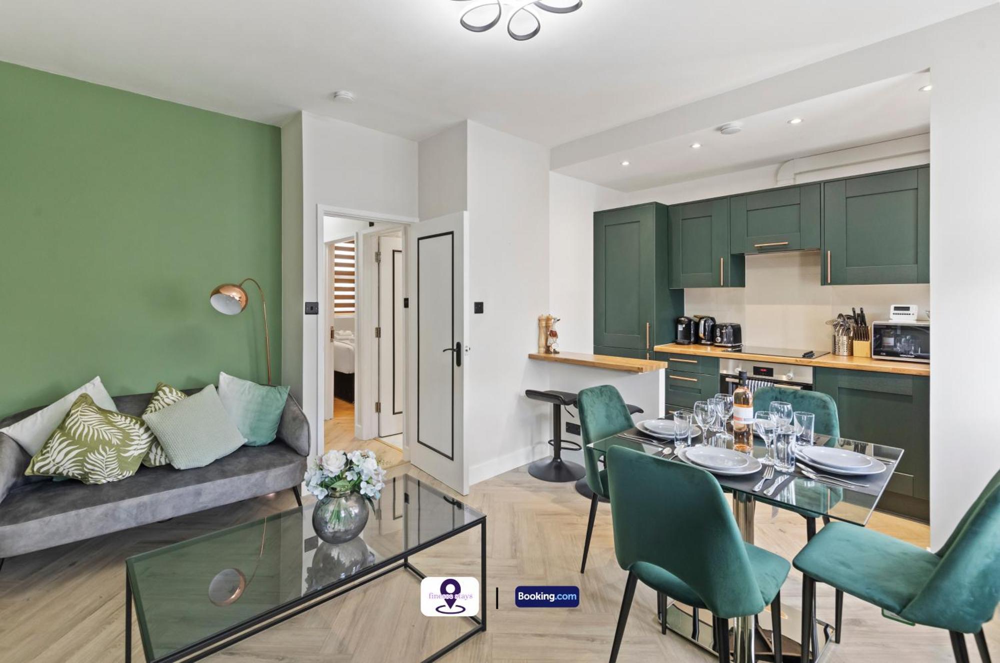 Apartamento Last-minute Grab ! Limited Time L Exclusive On 2 Bedroom, High Spec Luxury Flat By Finesse Short Lets & Serviced With Free Wifi Londres