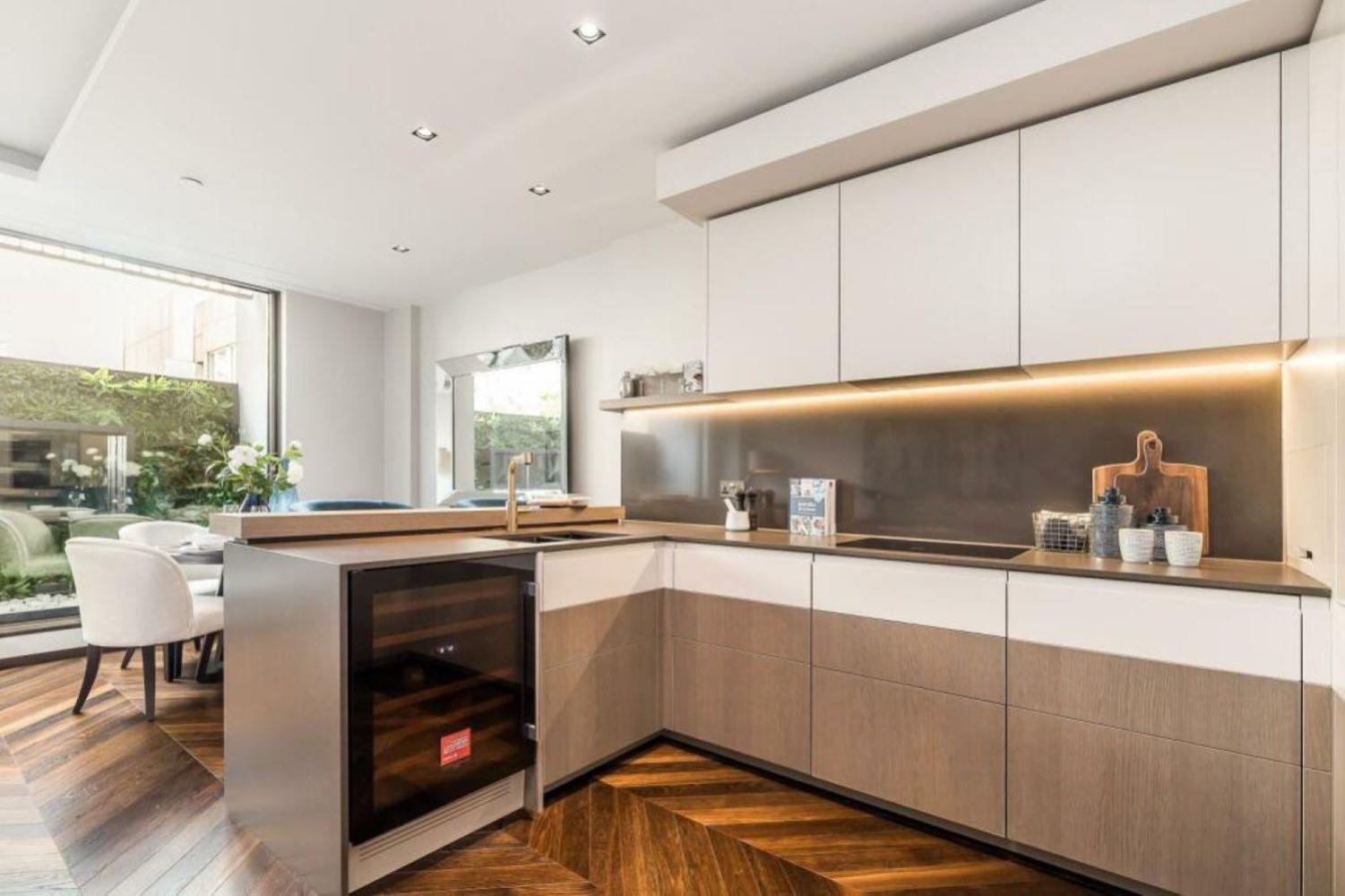 Modern Designer Central Leicester Square And Covent Garden Sleeps 6 *
