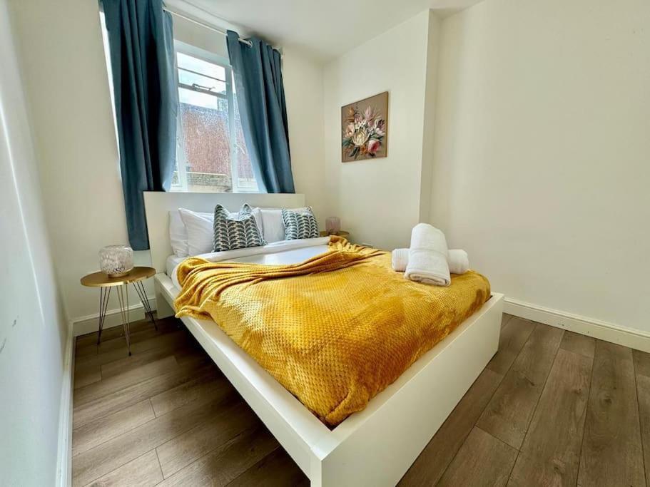 Baker Street Station 2 Bed Apartment