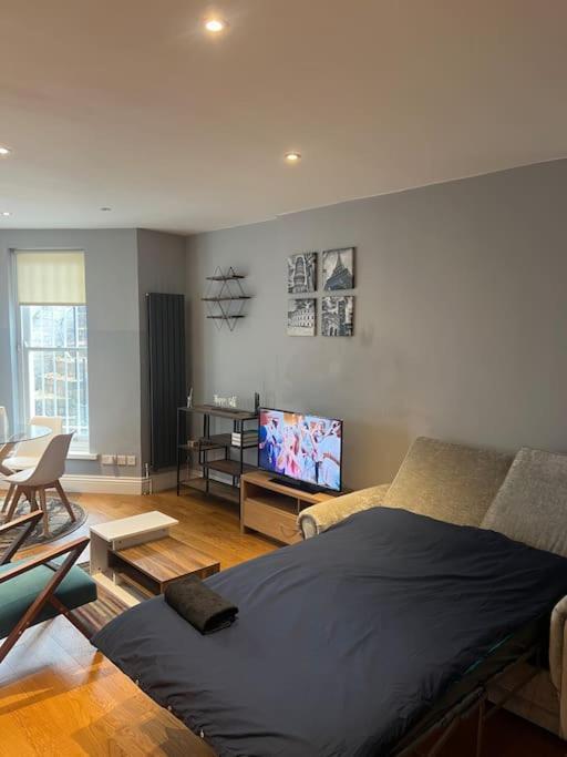 Chelsea By Central * London