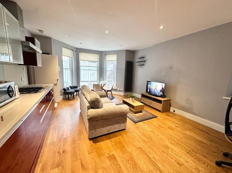Chelsea By Central London