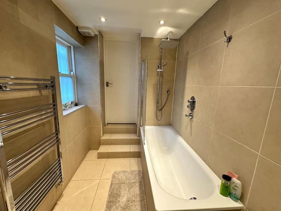 Chelsea By Central Apartment *