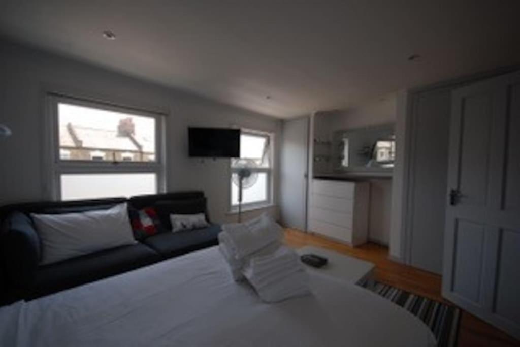 Apartment Lovely New Flat - 24c *