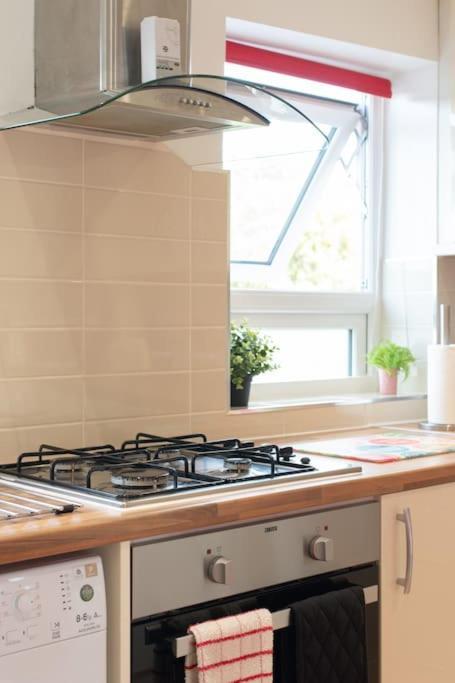 Lovely New Flat - 24c Apartment London