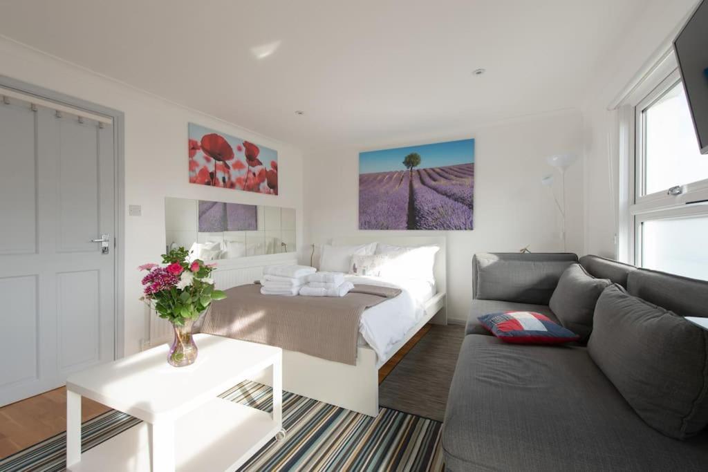 Lovely New Flat - 24c * London