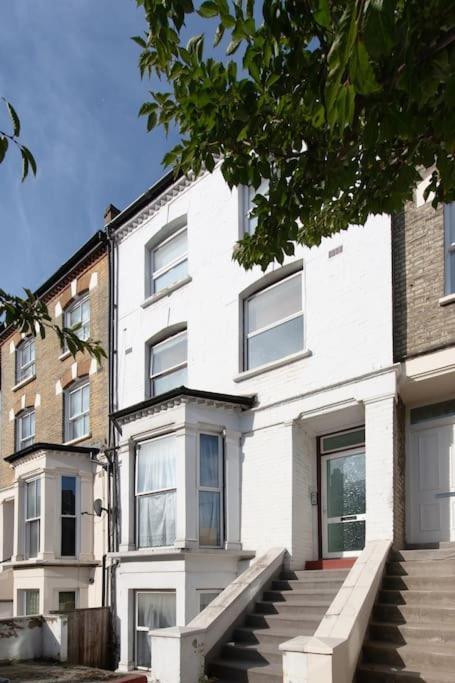 Lovely New Flat - 24c Apartment