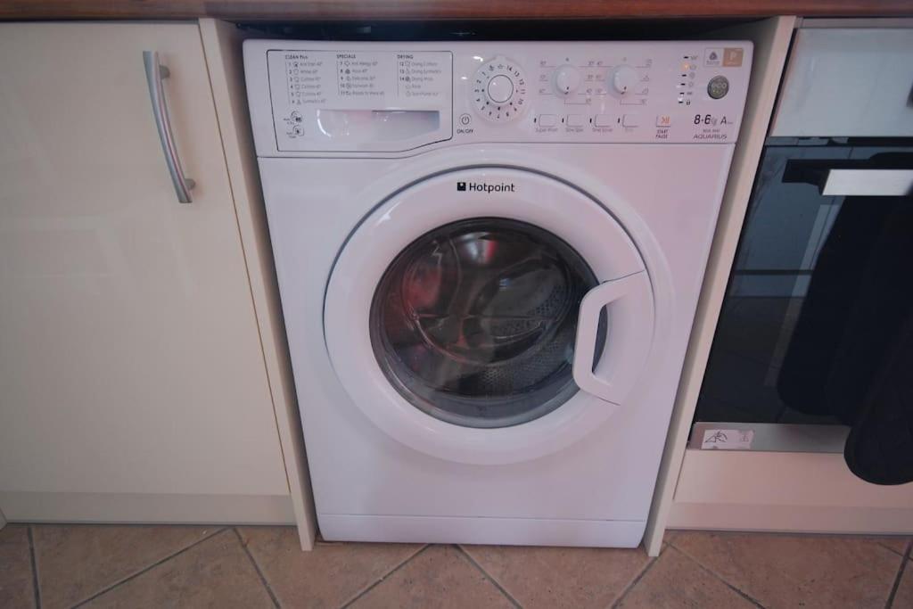 Apartment Lovely New Flat - 24c London