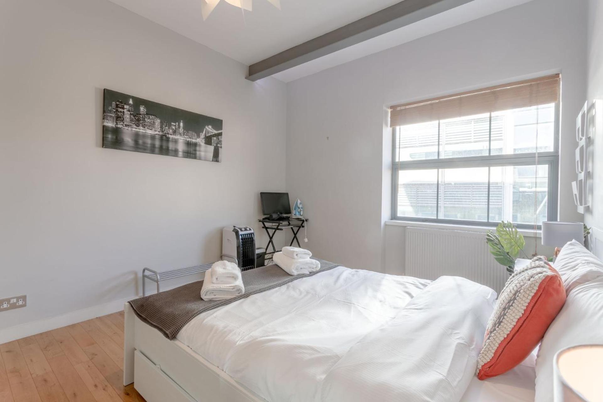 Modern 2 Bedroom In Heart Of Hackney London