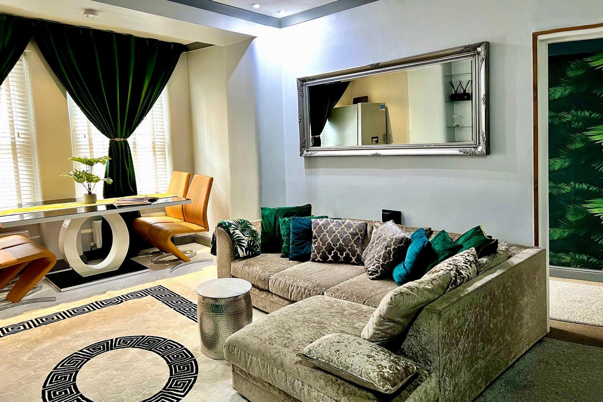 Exclusive South Kensington *