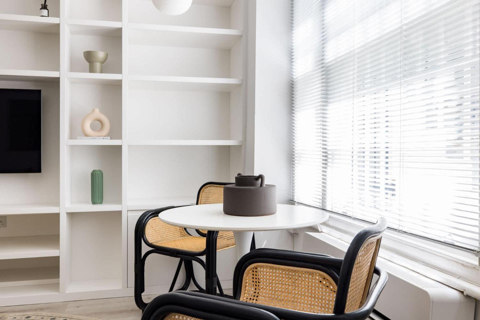 Light-filled With Ac - Earl's Court Apartment London