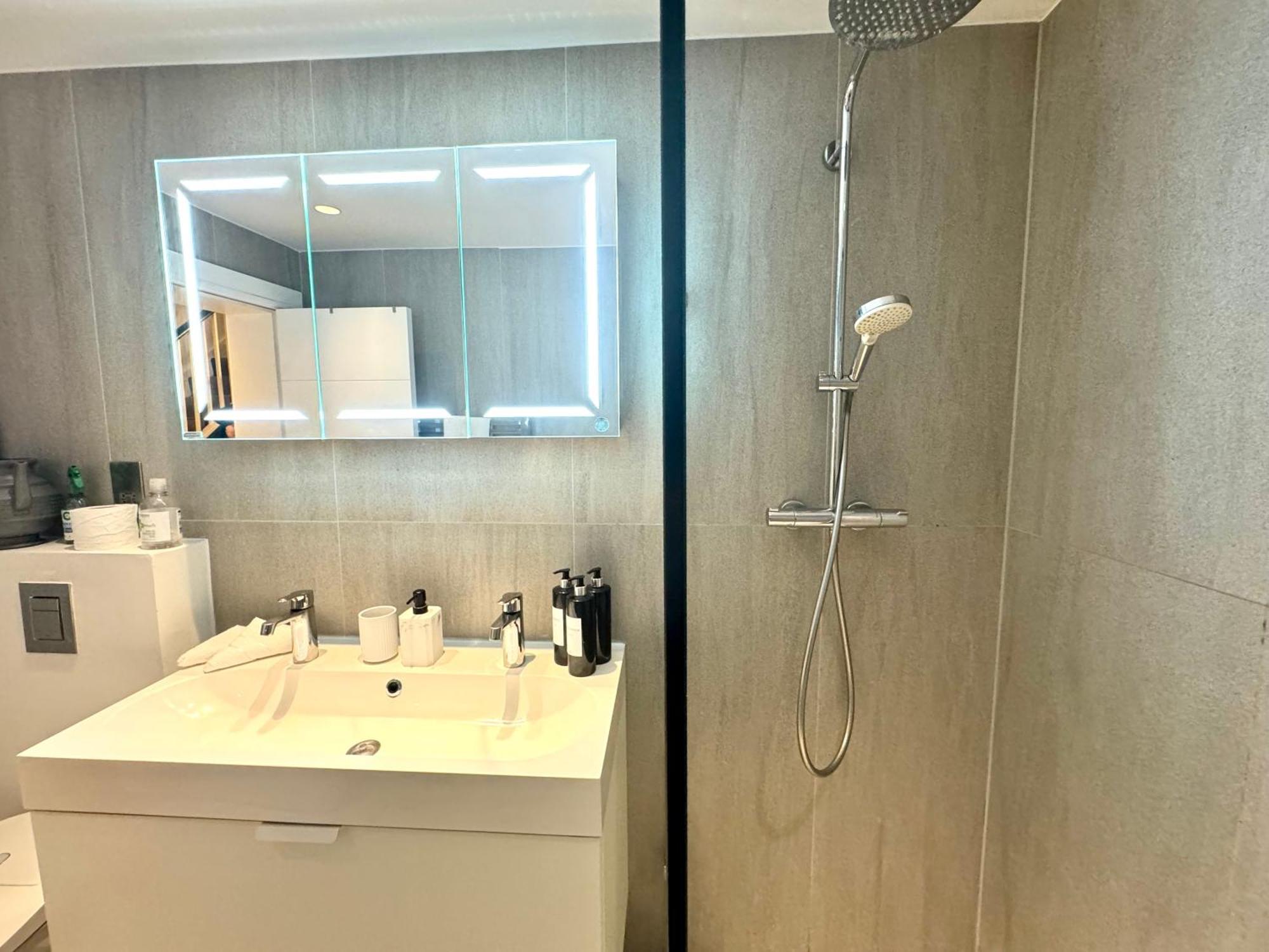 2 Bedroom In South Kensington By Wild Londres
