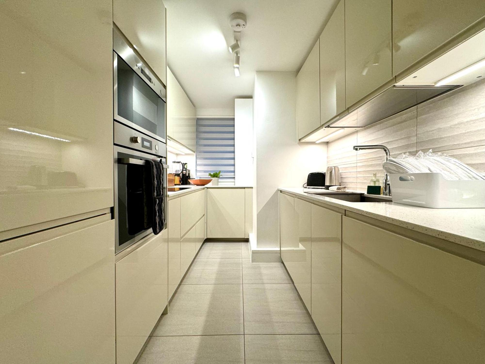 2 Bedroom In South Kensington By Wild Apartamento