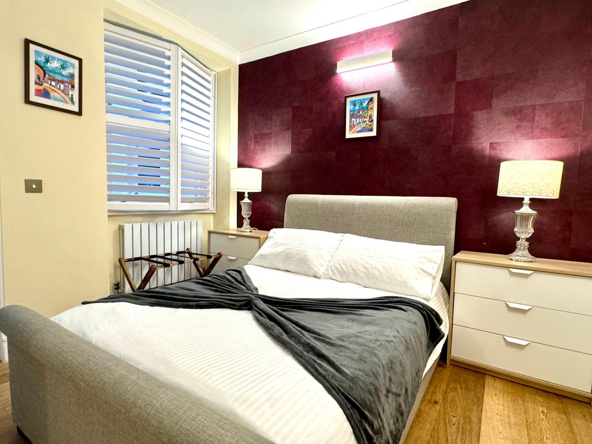Apartment 2 Bedroom In South Kensington By Wild London