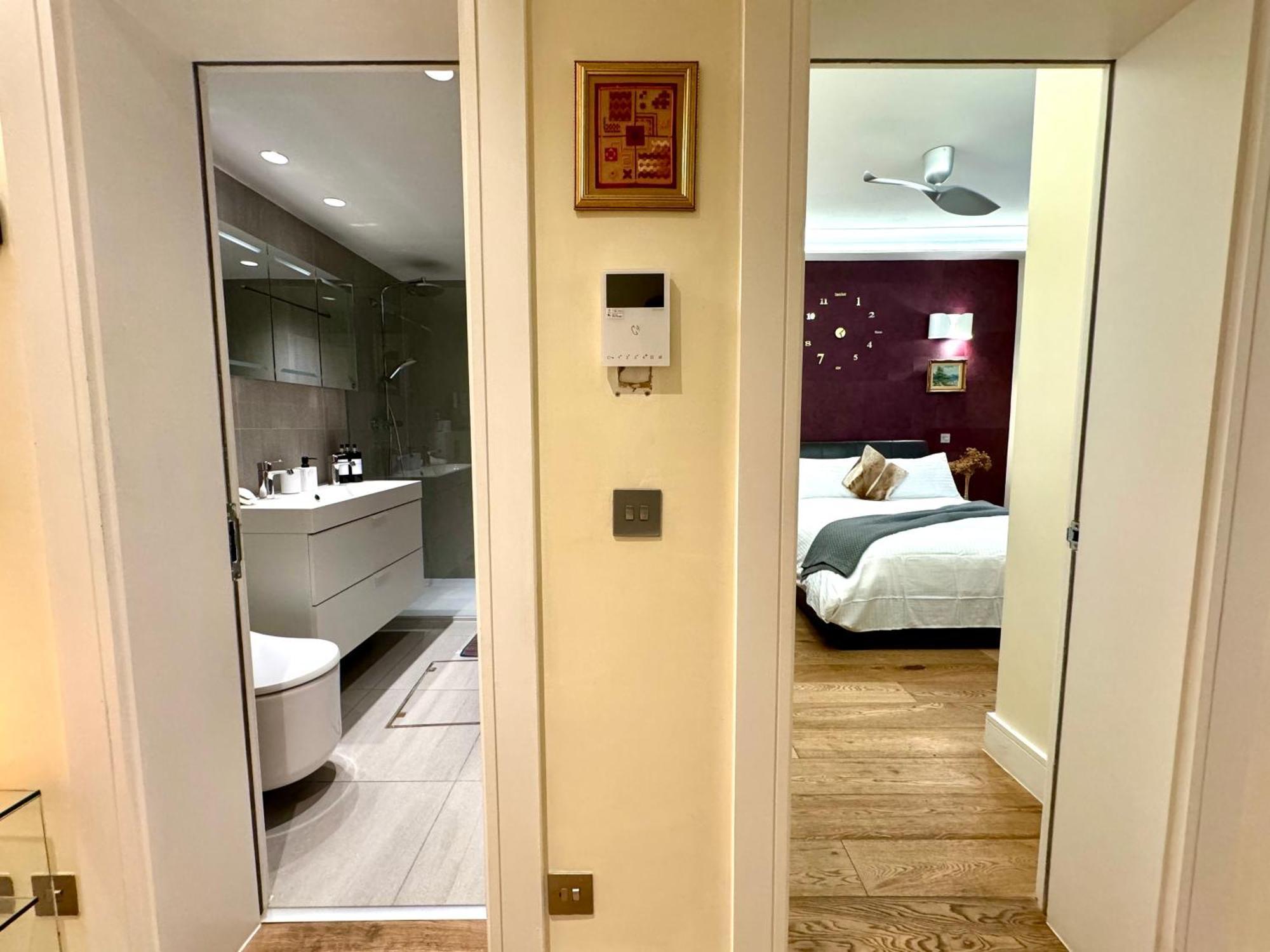 2 Bedroom In South Kensington By Wild London