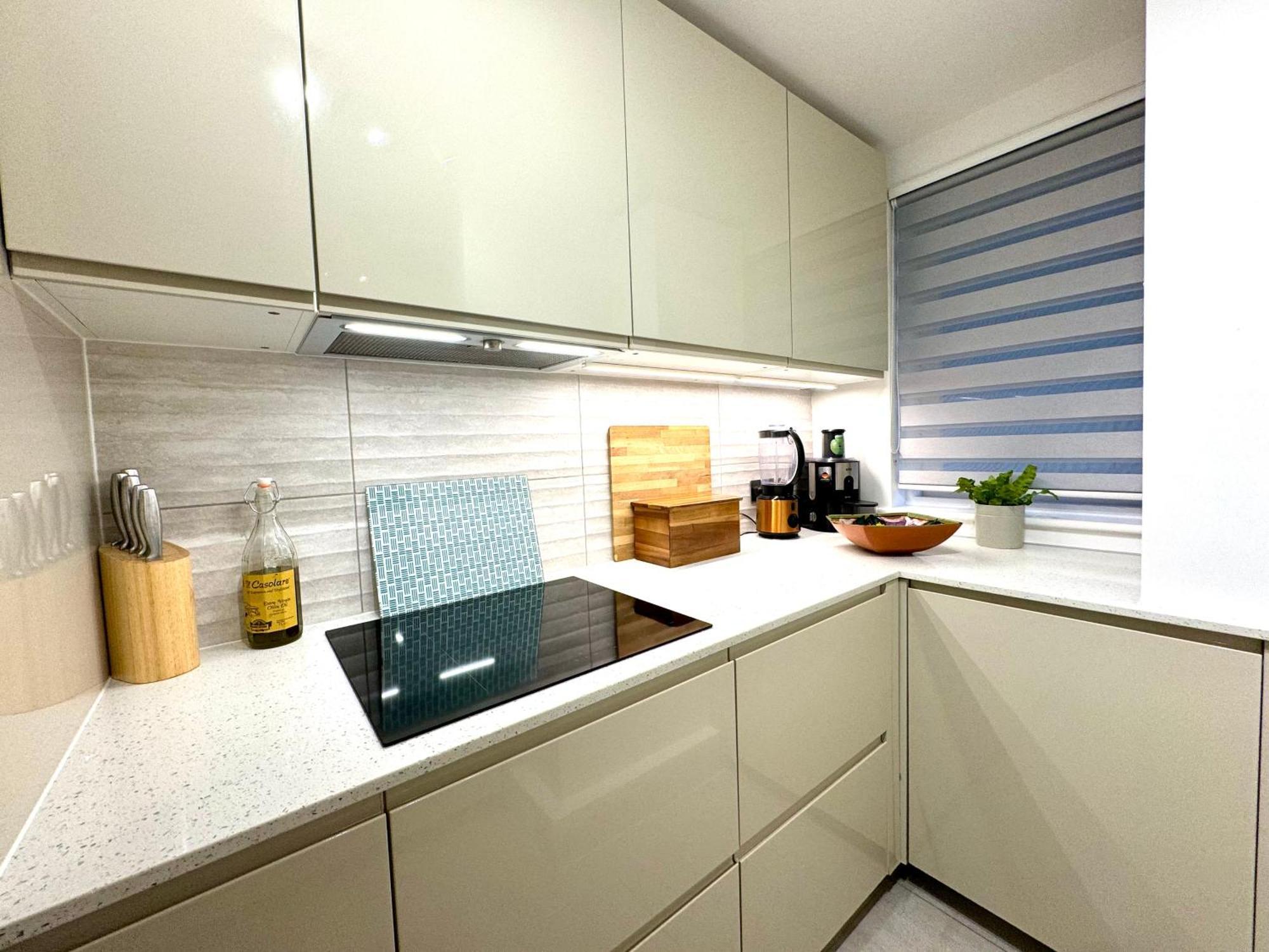 Apartment 2 Bedroom In South Kensington By Wild *