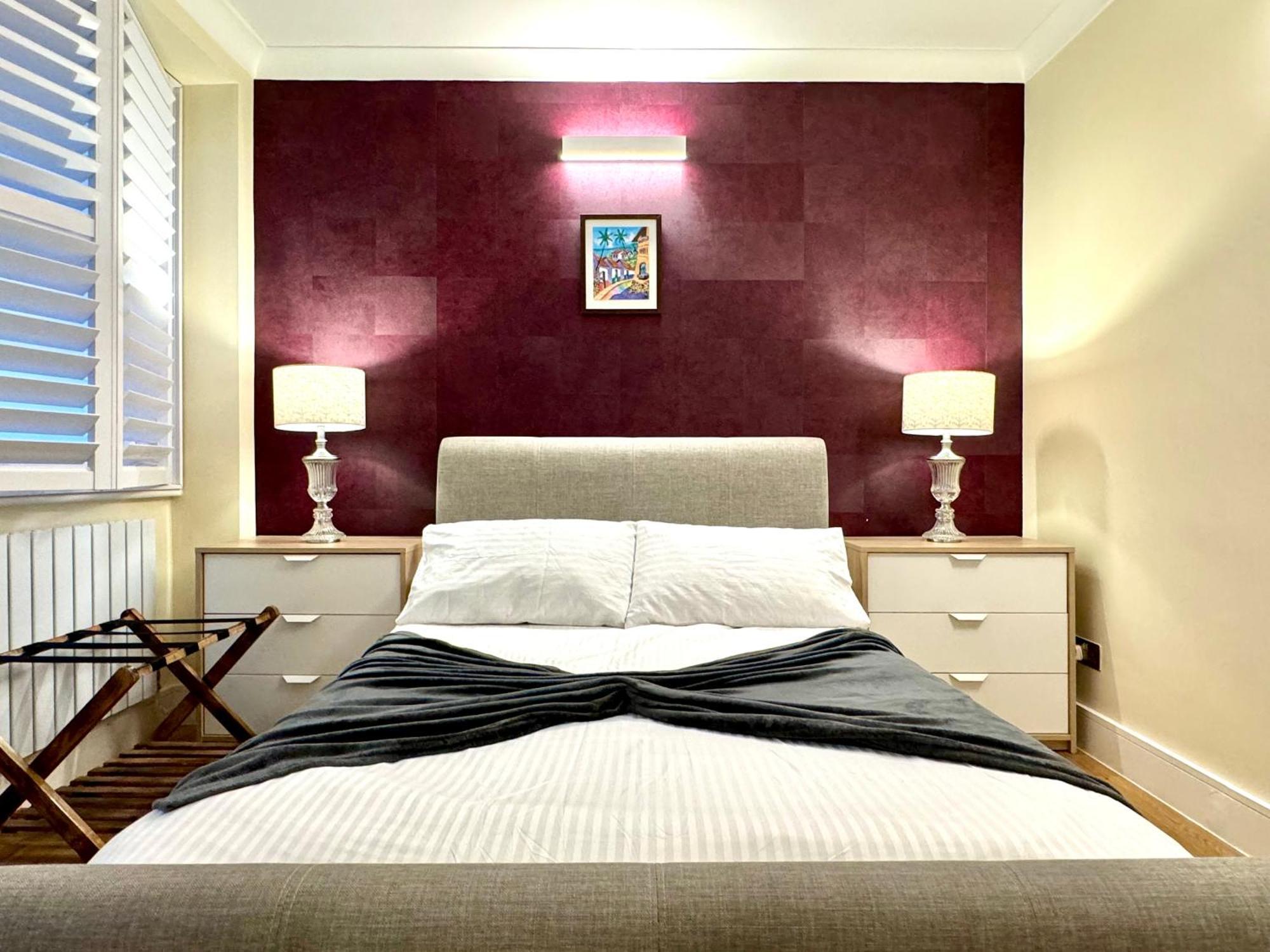 2 Bedroom In South Kensington By Wild Londres