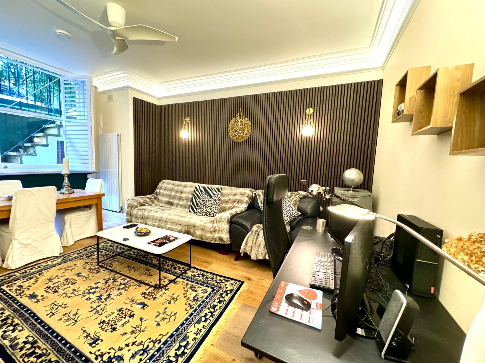 2 Bedroom In South Kensington By Wild Apartamento