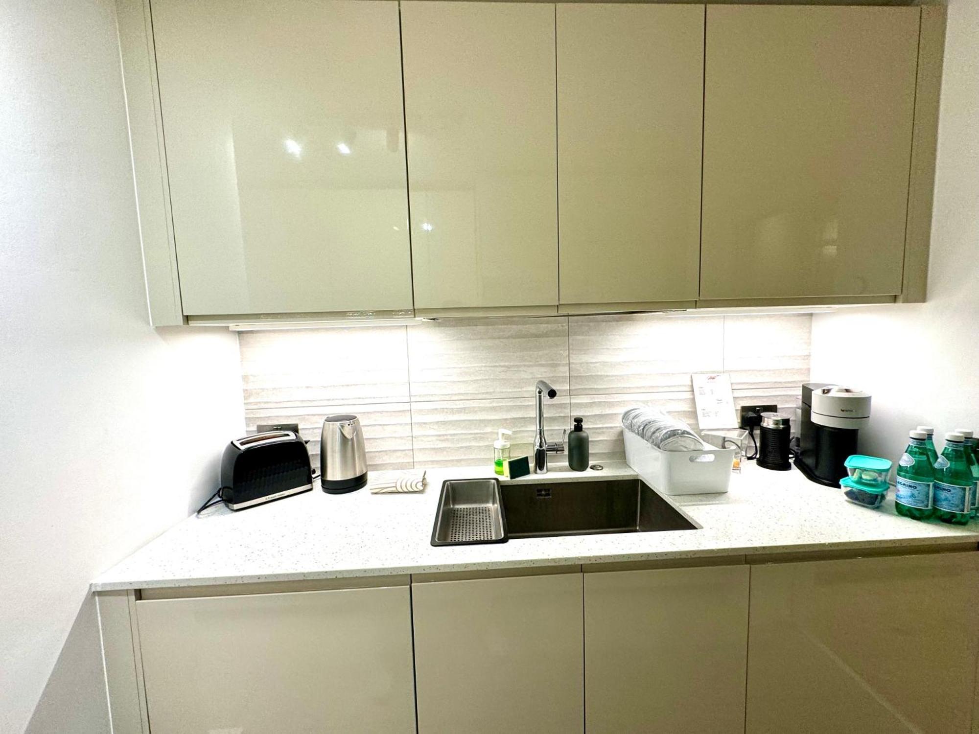 Apartment 2 Bedroom In South Kensington By Wild *