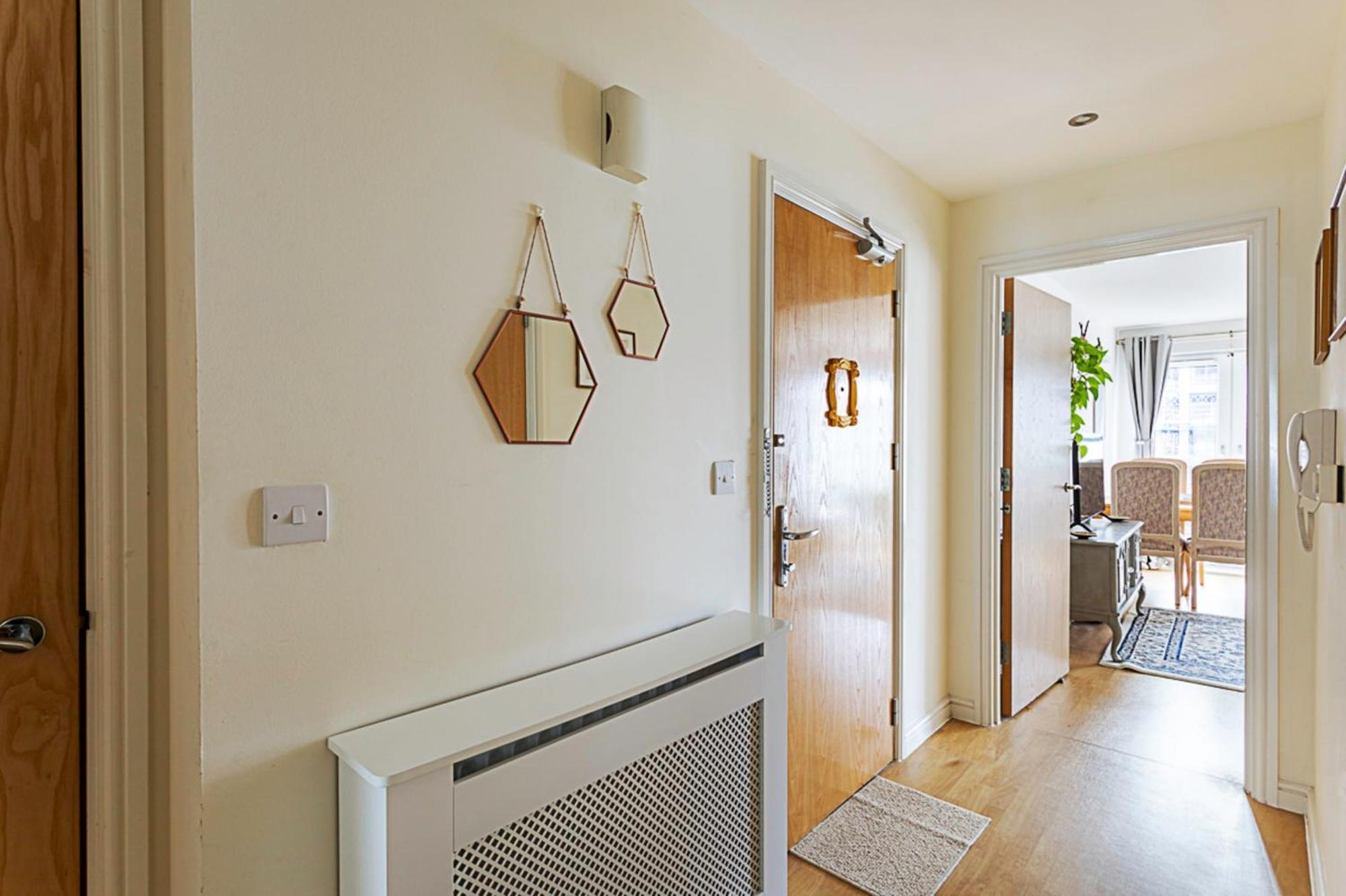 Bright Flat In Historic Whitechapel *