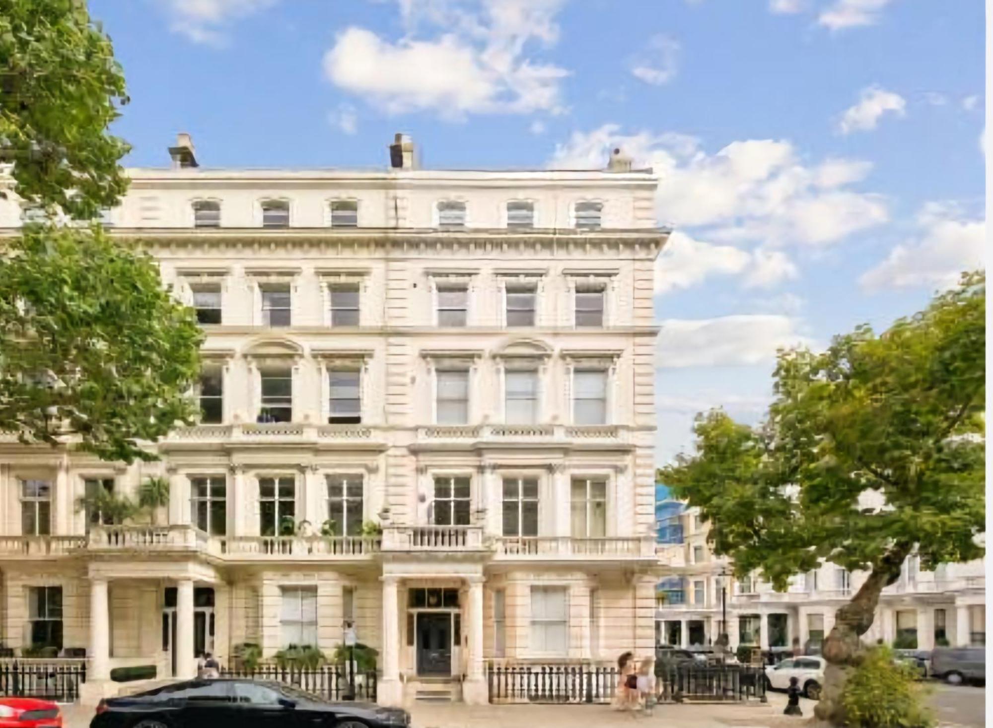 Apartment 2 Bedroom Luxury Flat In South Kensington London