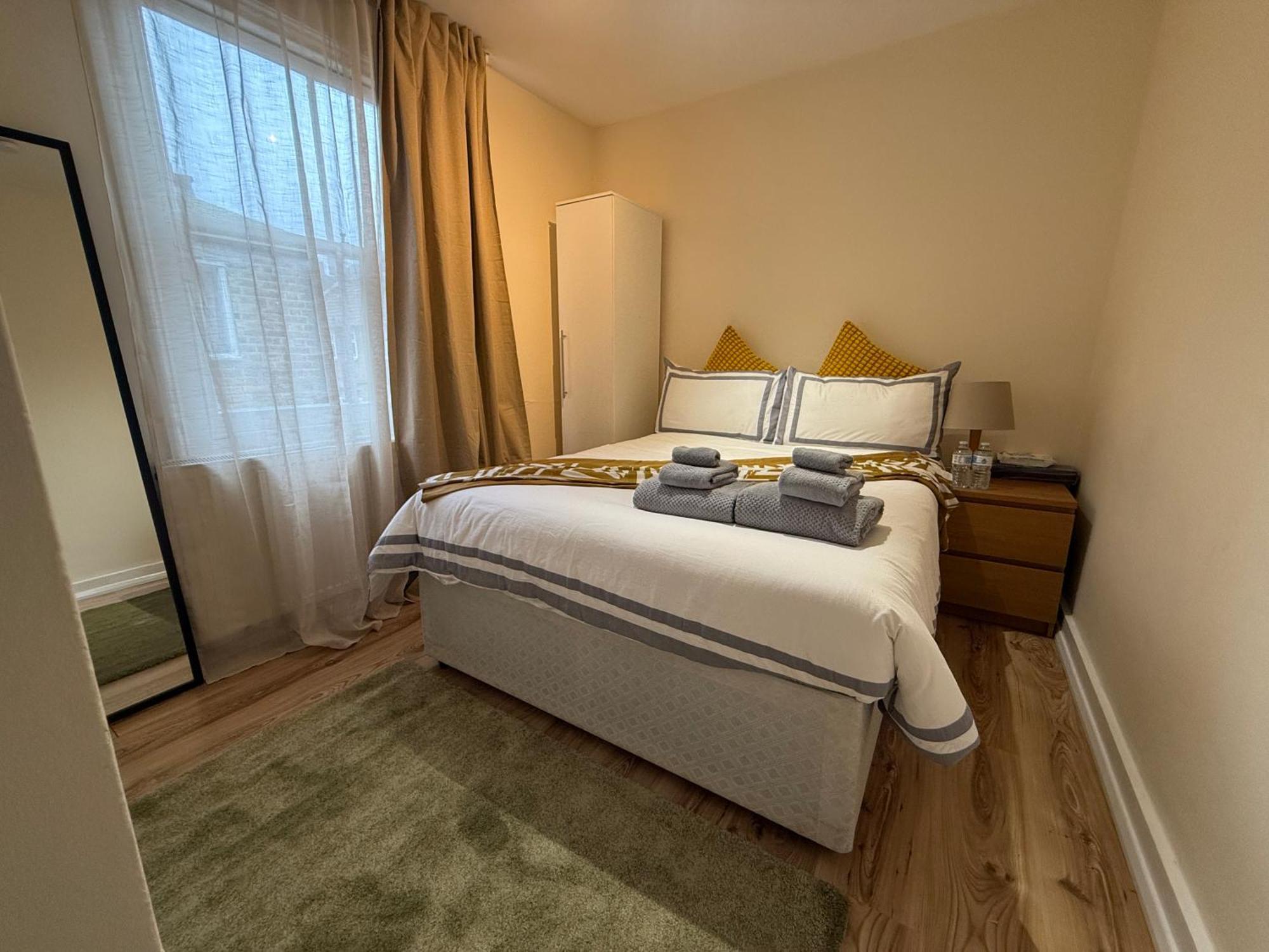 Compact And Friendly Price Homestay London