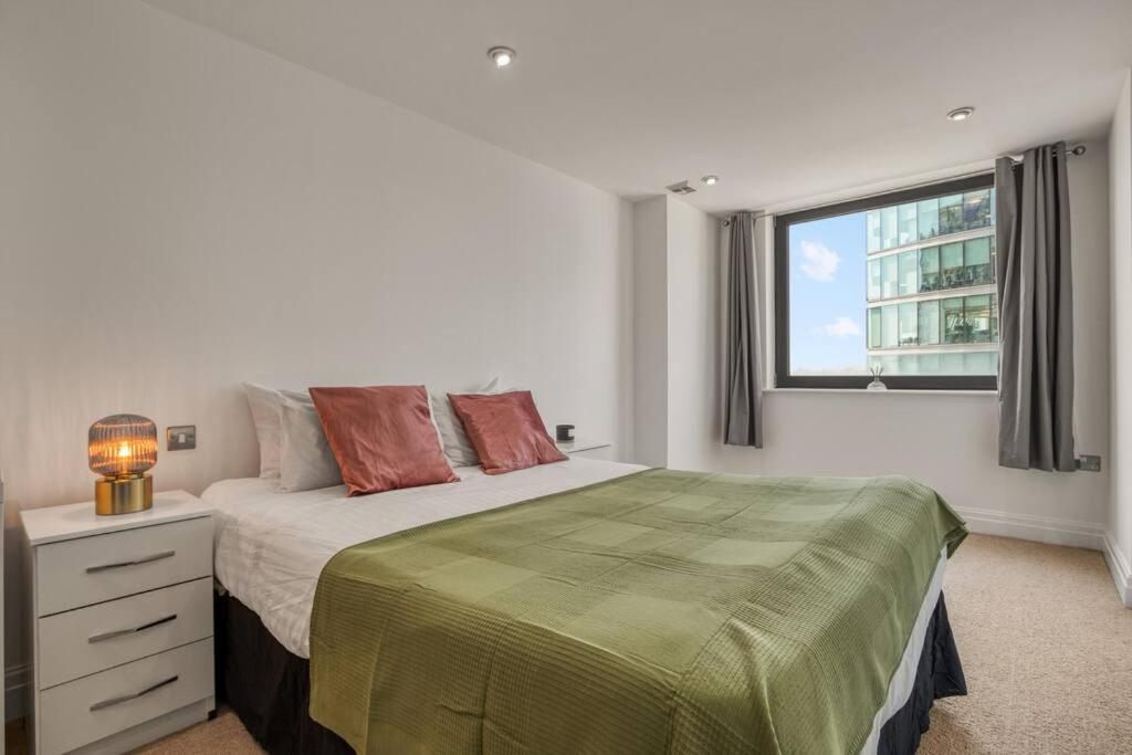 Luxury Living In Paddington, Apartment *