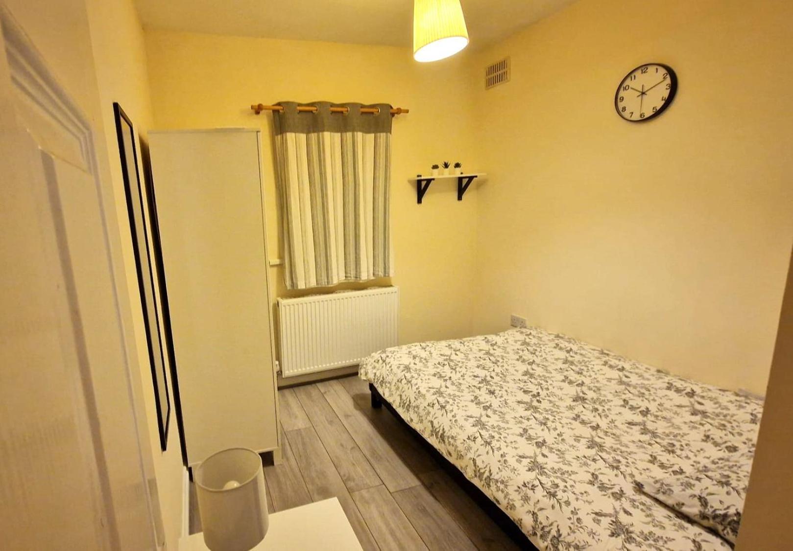 Hostel Private Near Hither Station *