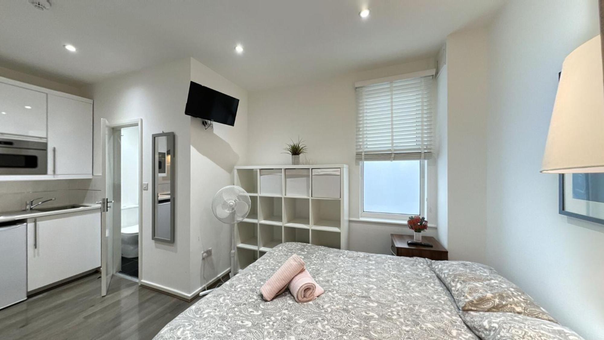 48b Aparthotel *