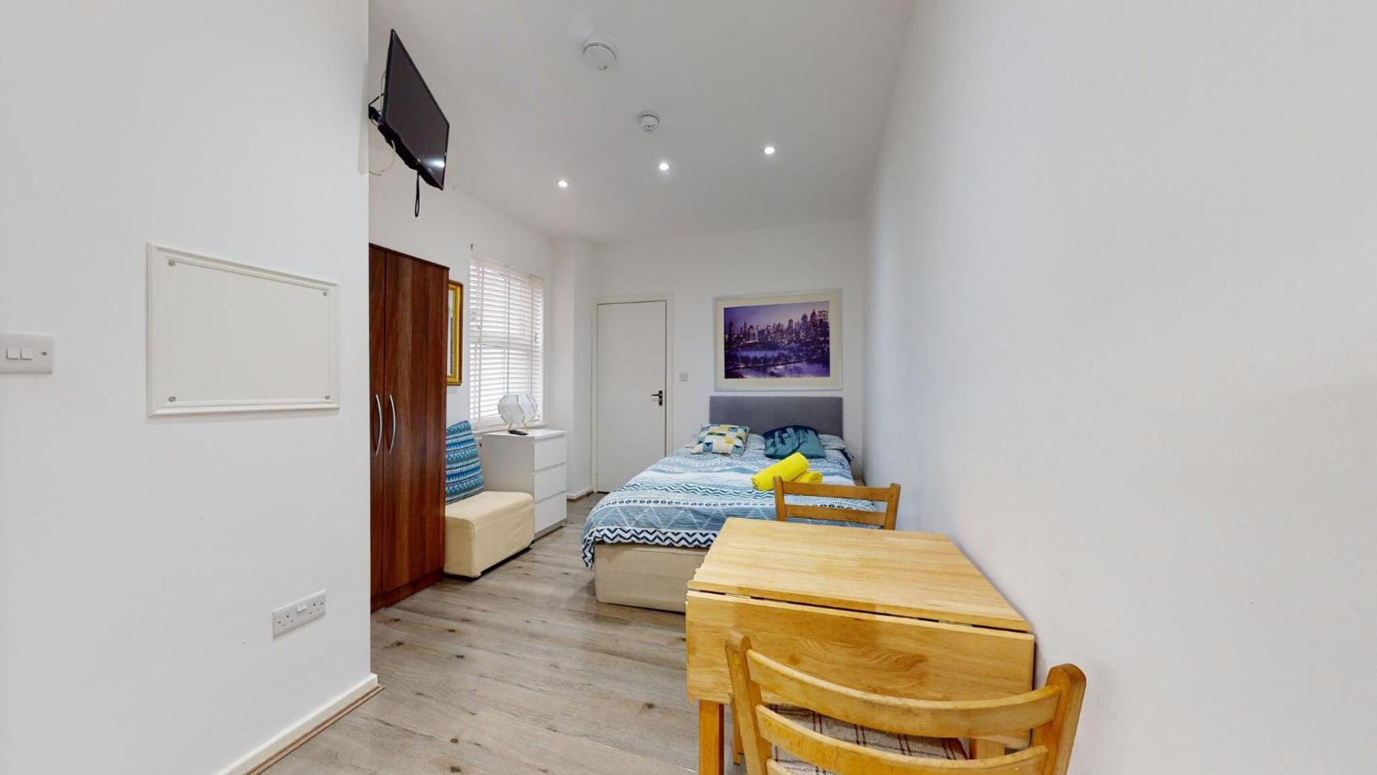 48b Aparthotel *