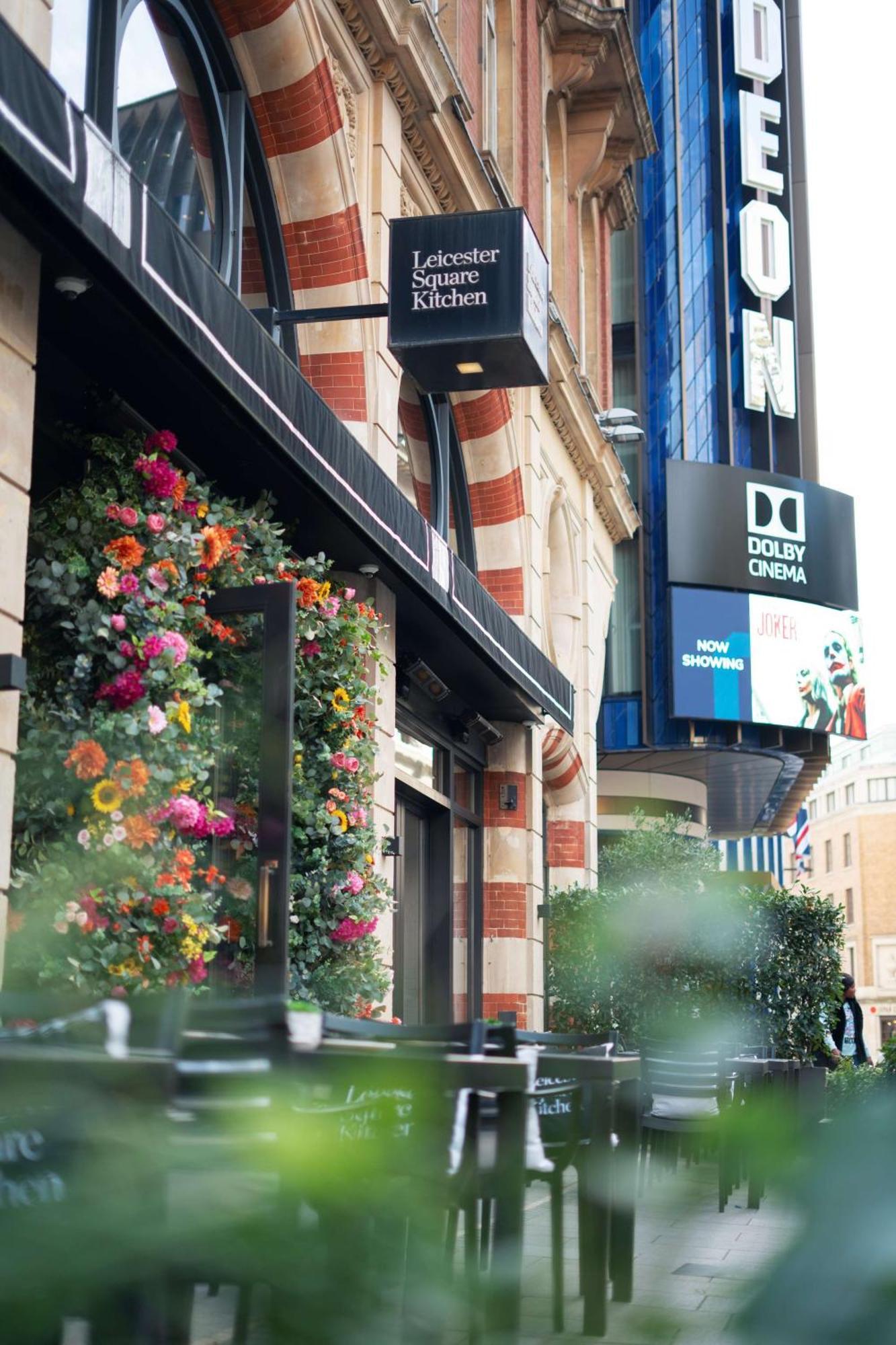 Radisson Blu Hotel, Leicester Square - Formerly Hampshire 5*