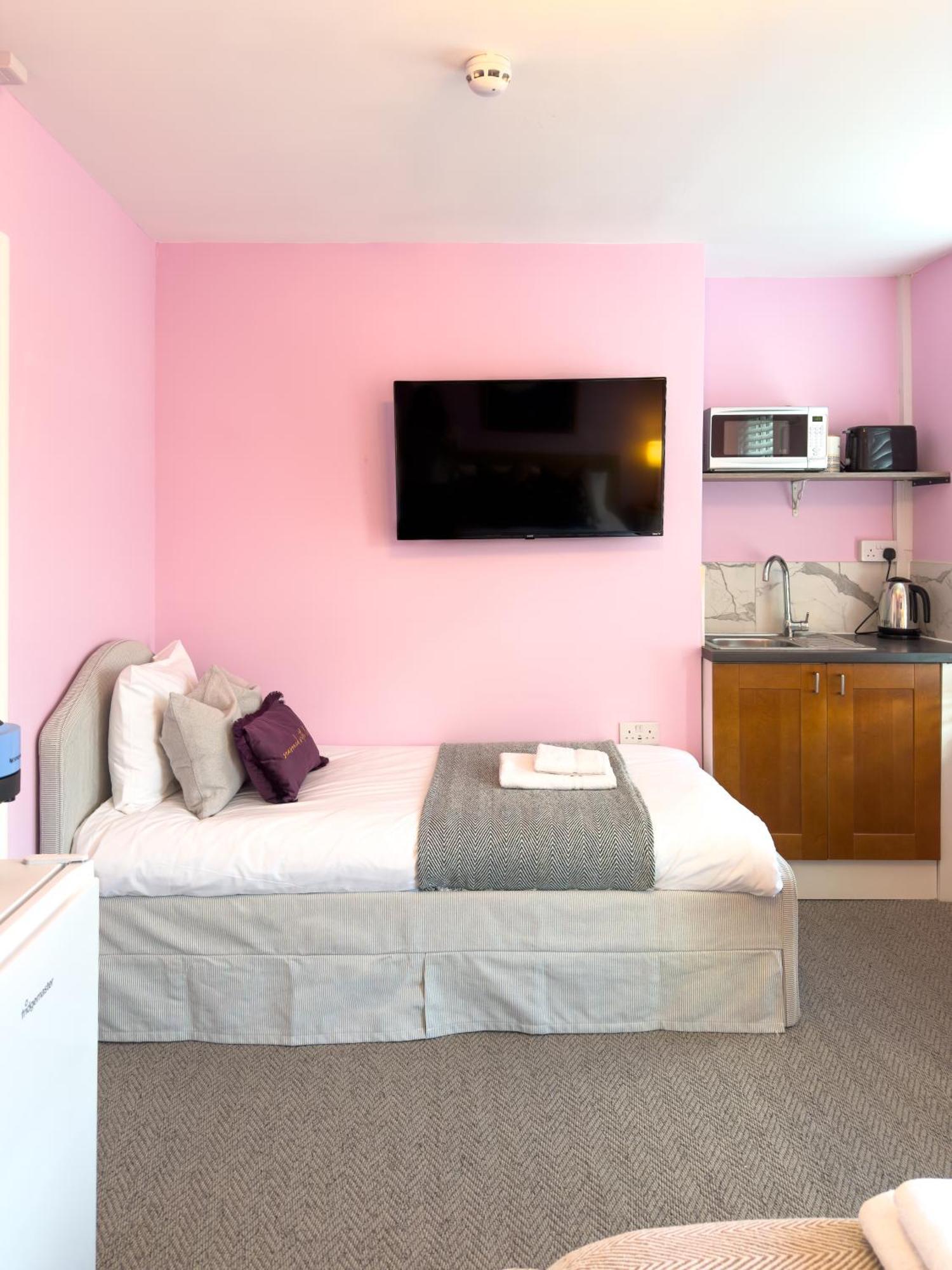Camden Guest house London