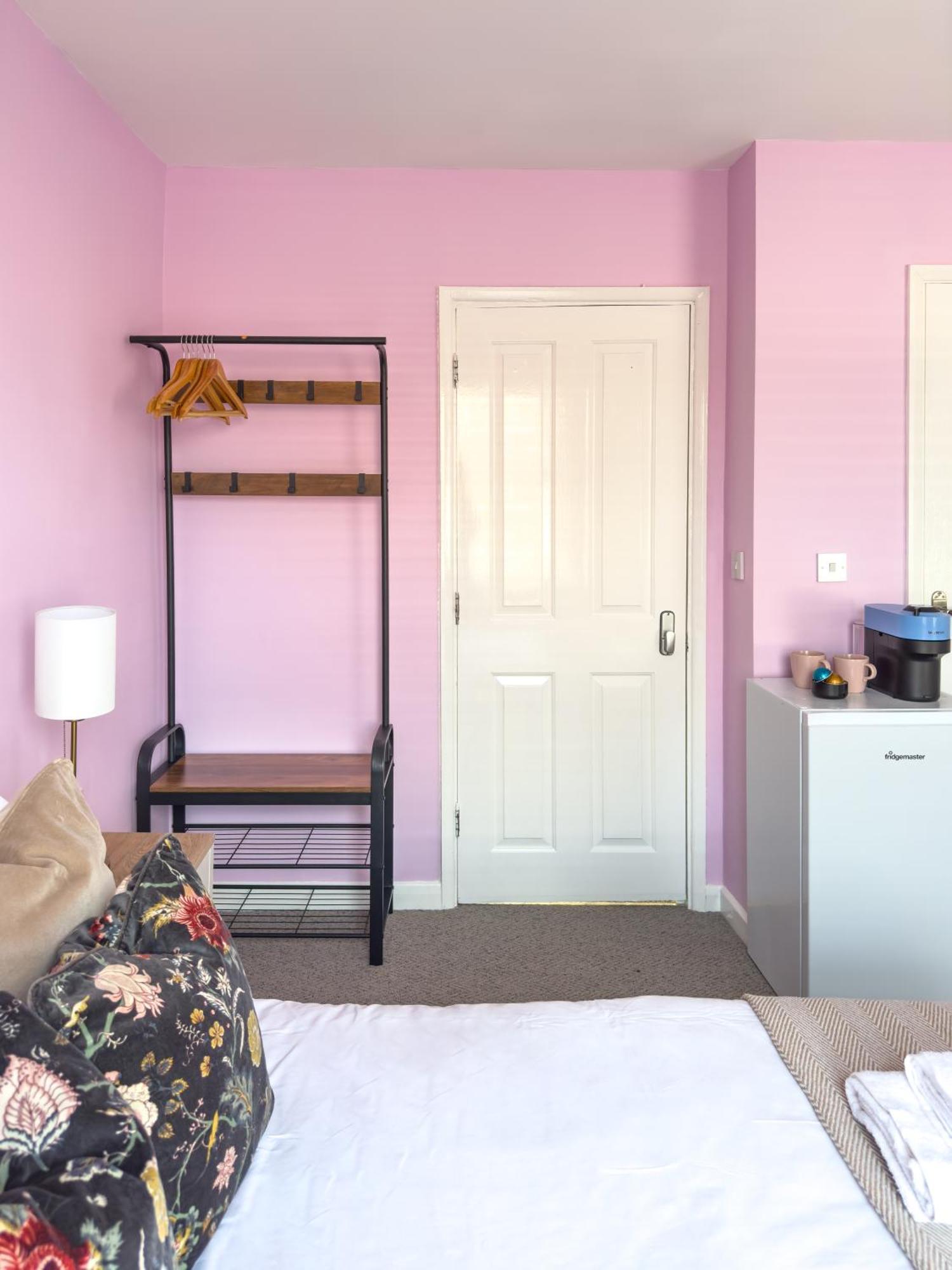 Guest house Camden London