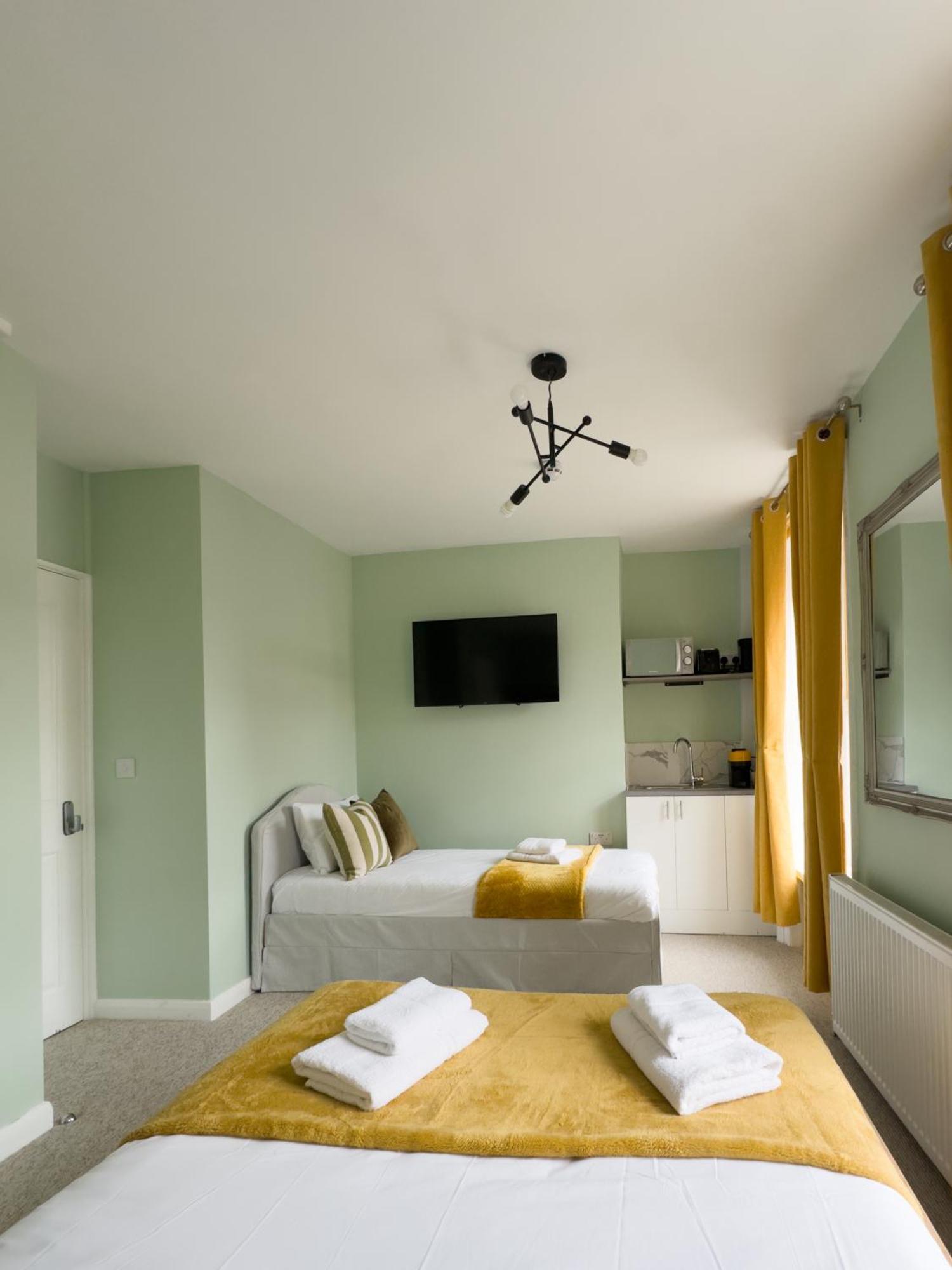 Camden Guest house