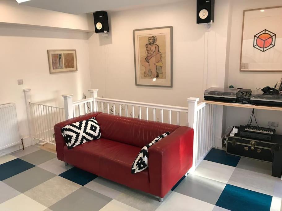 Stylish Family In Artsy Se Ferienhaus *