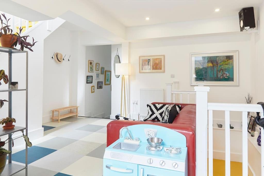Stylish Family In Artsy Se Ferienhaus *