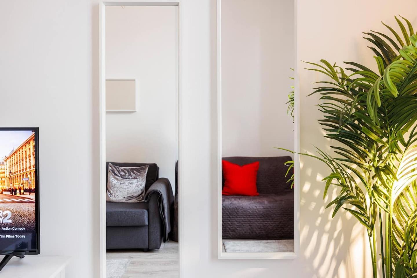 Apartment 12 Bed Charming And Bright Flat London