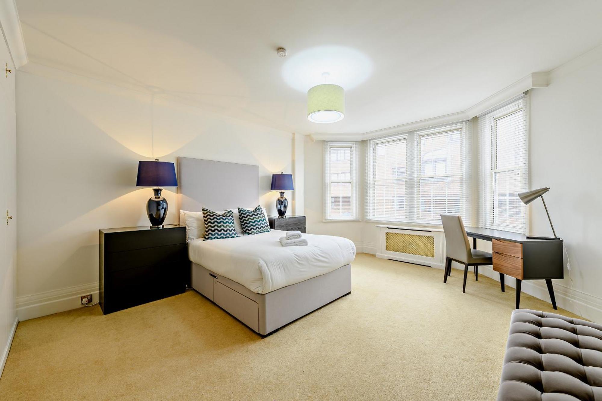 Apartment Strathmore Court London