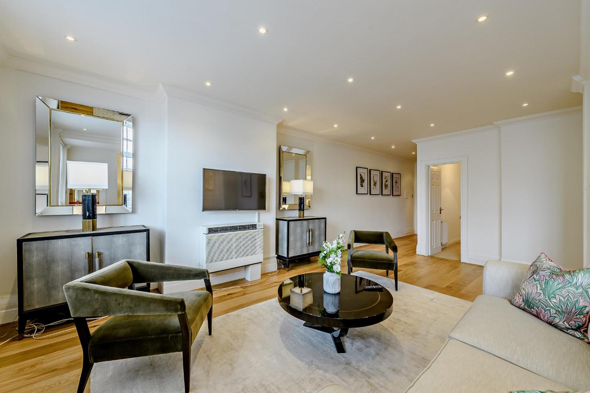 Strathmore Court London