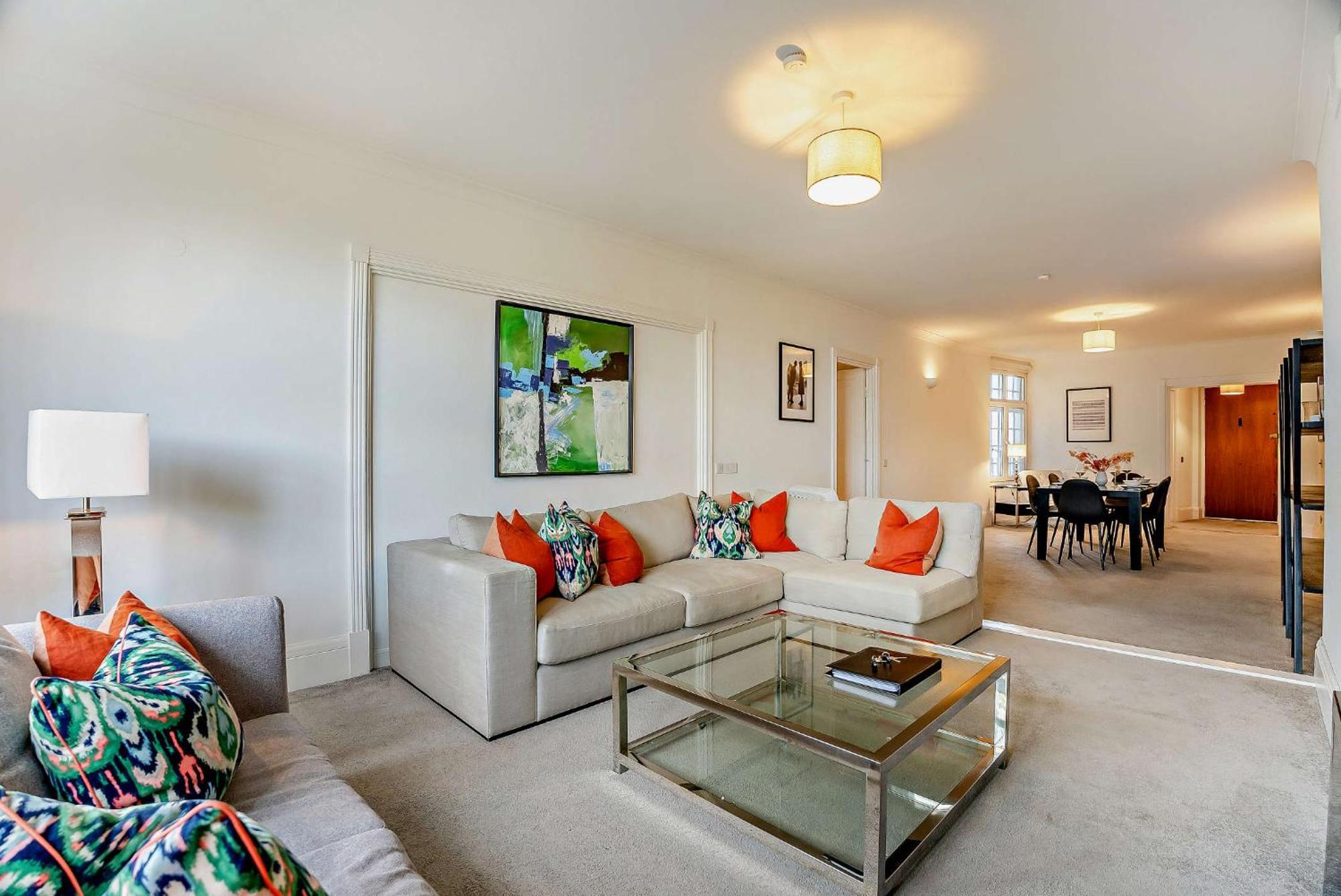 Apartment Strathmore Court
