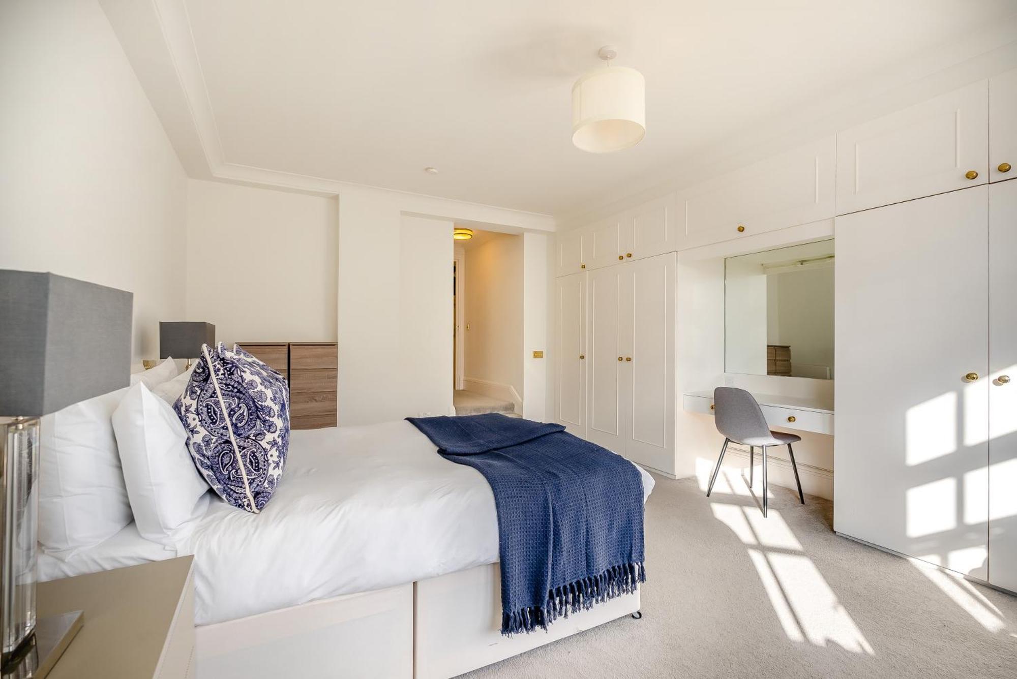 Apartment Strathmore Court
