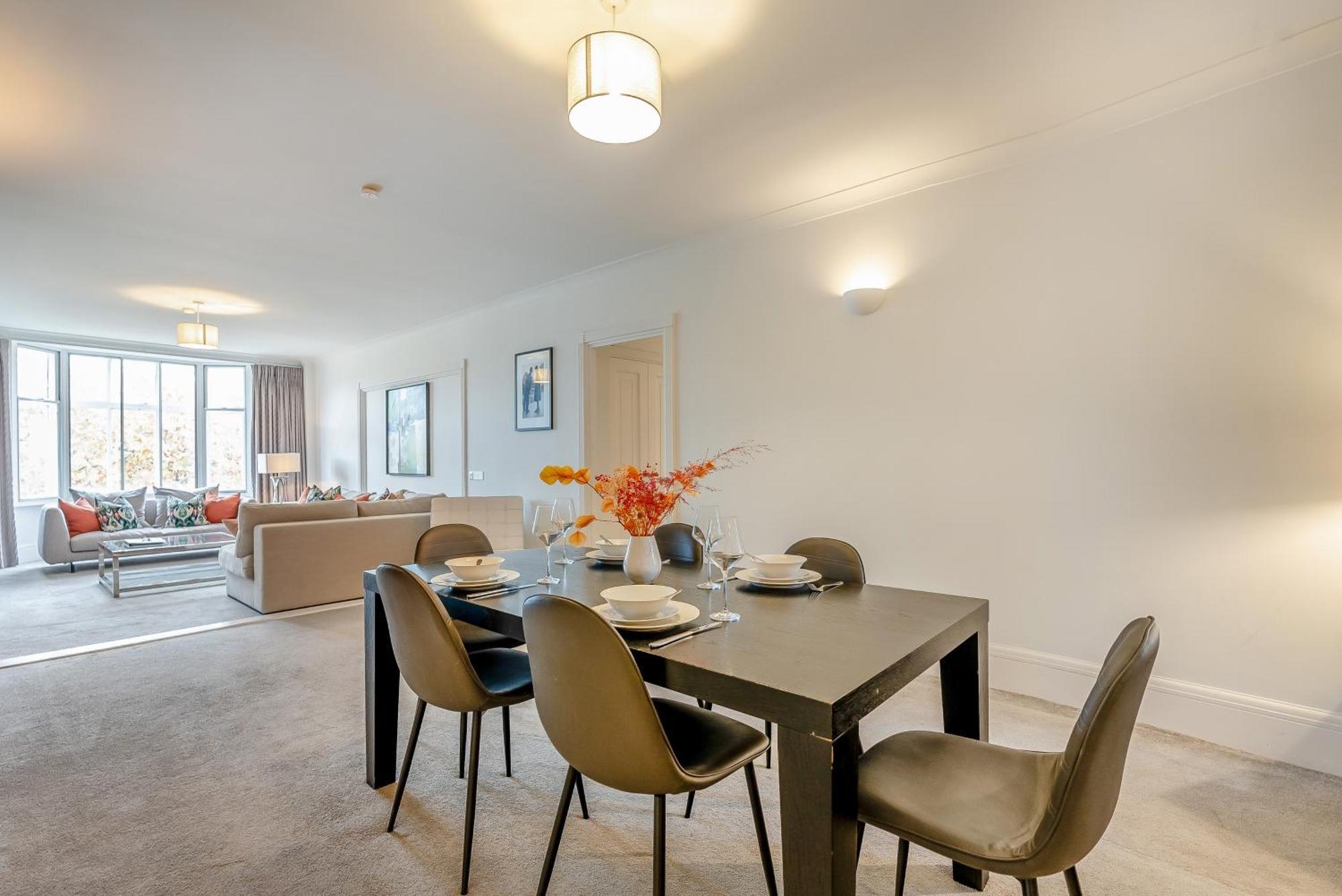 Strathmore Court *