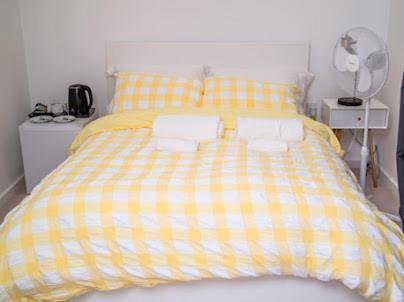 Alojamento Kayz Lodge- Luxury Ensuite-private & Shared In A New House At The Olympic Village Overlooking Stratford Westfield And Tube Station