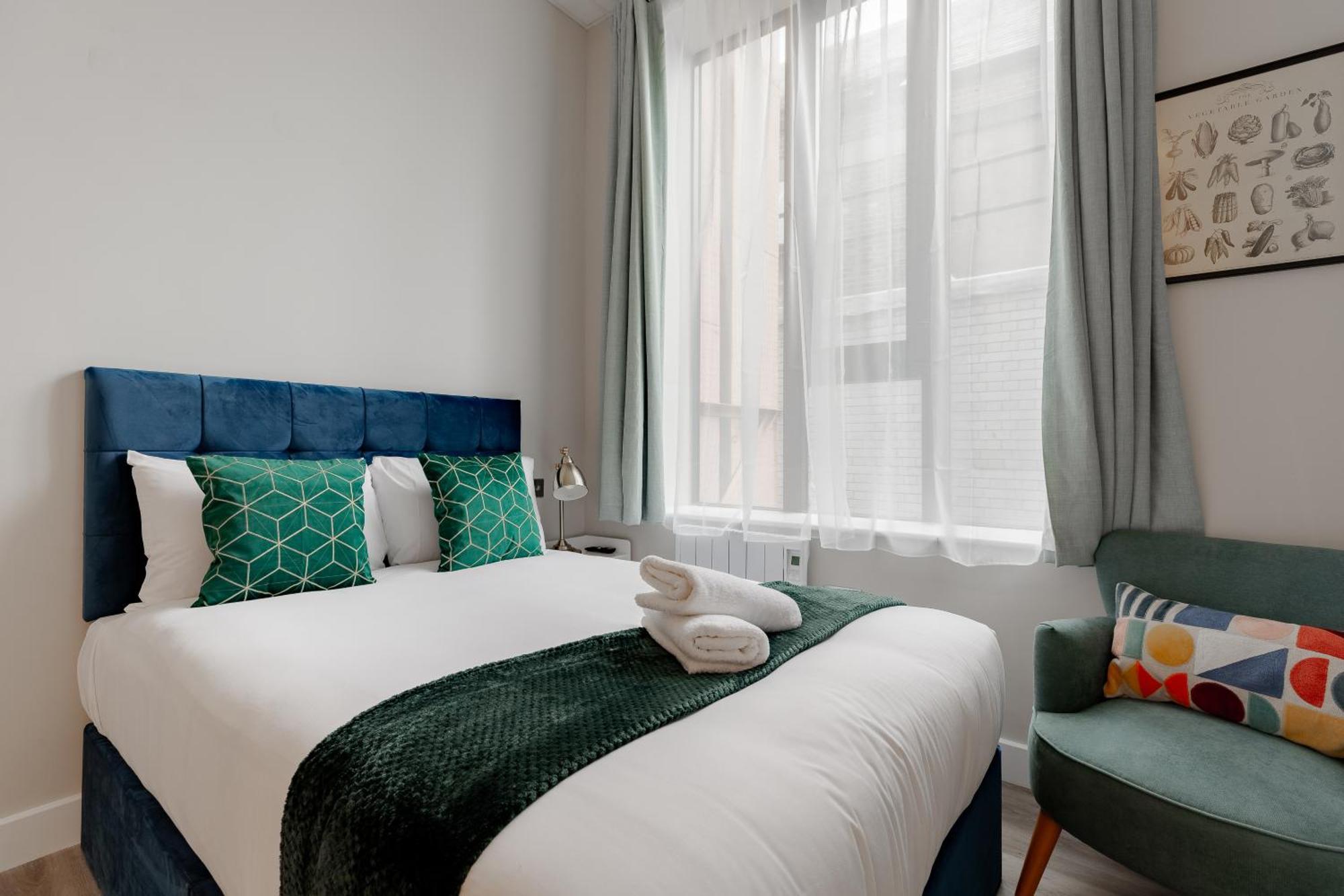 Hyde Park Apartment